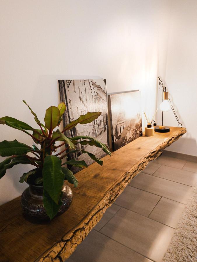Exklusiv 72Qm Fewo Im Herzen Detmolds, Terrasse Und Kostenloser Parkplatz Kültér fotó